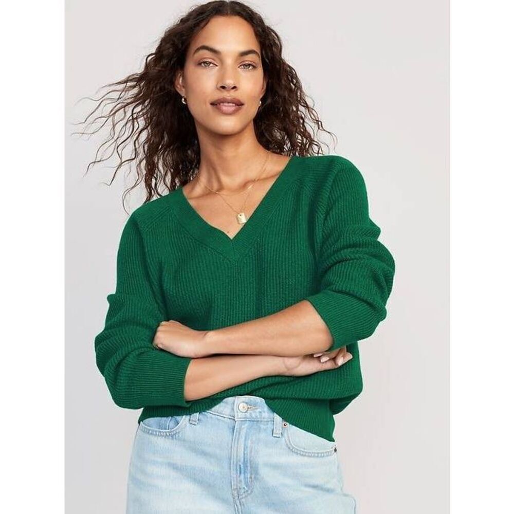 Old Navy SoSoft loose fit v neck sweater serpentine green Size small
